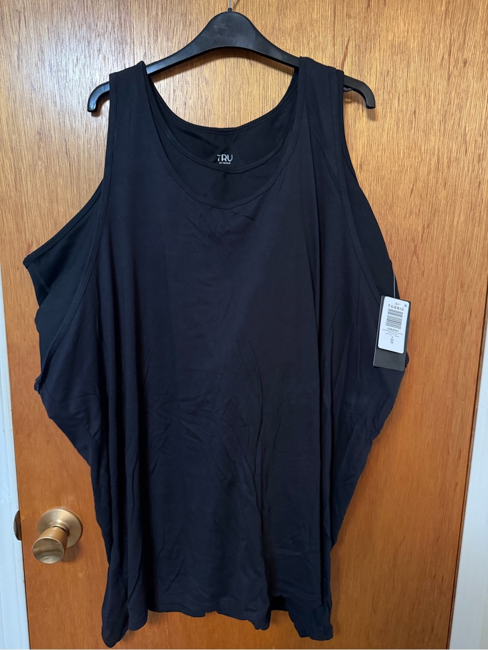 Women's Black Scoop Neck Tank Top with Built In Bra TRU by Torrid